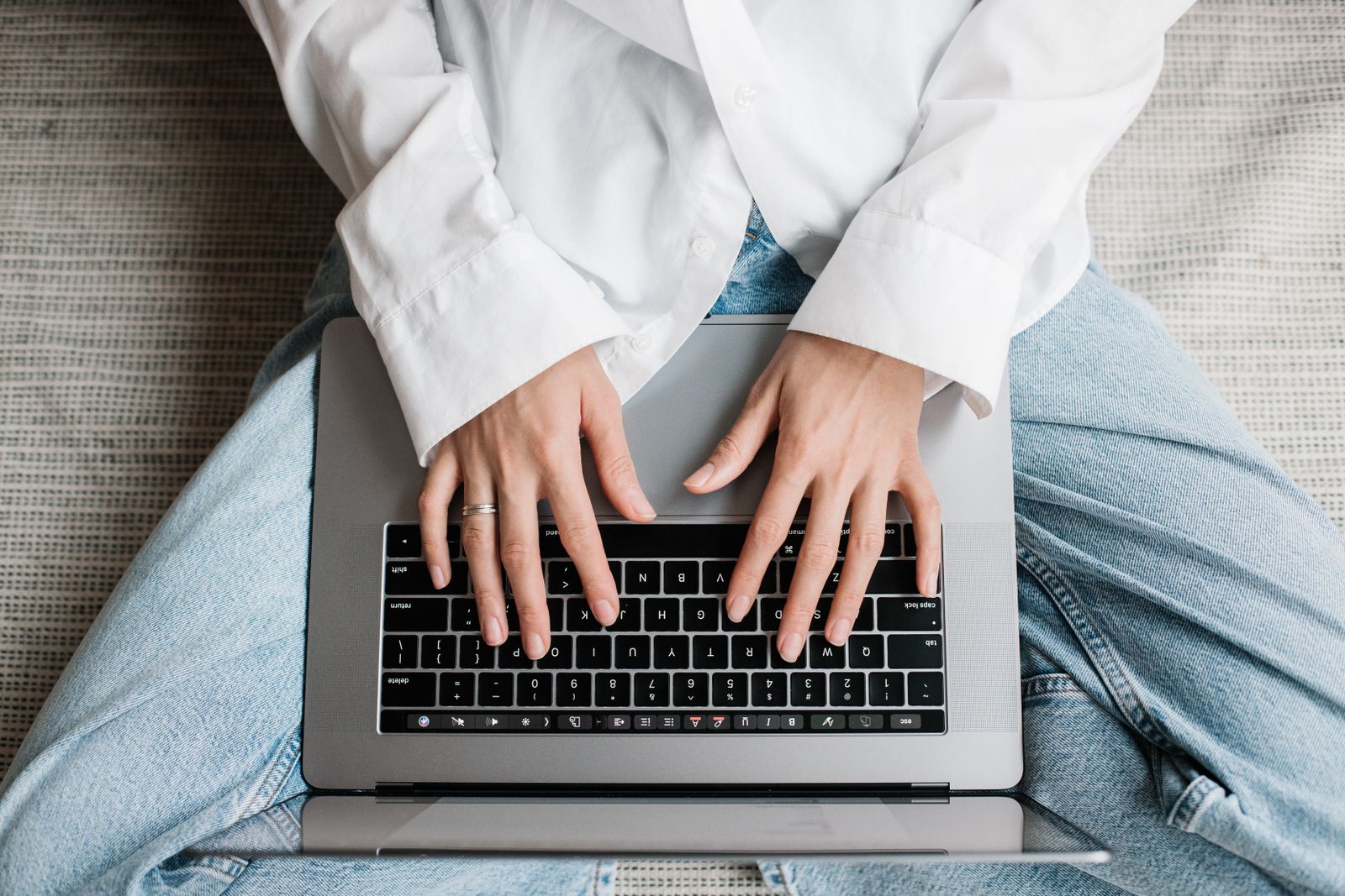 How to Start an Online Business From Scratch